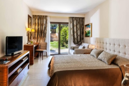 Exclusive Luxury Travel