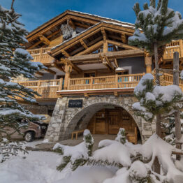 Your Festive Escape to the French Alps