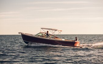 Amanvari boat on the Sea of Cortes