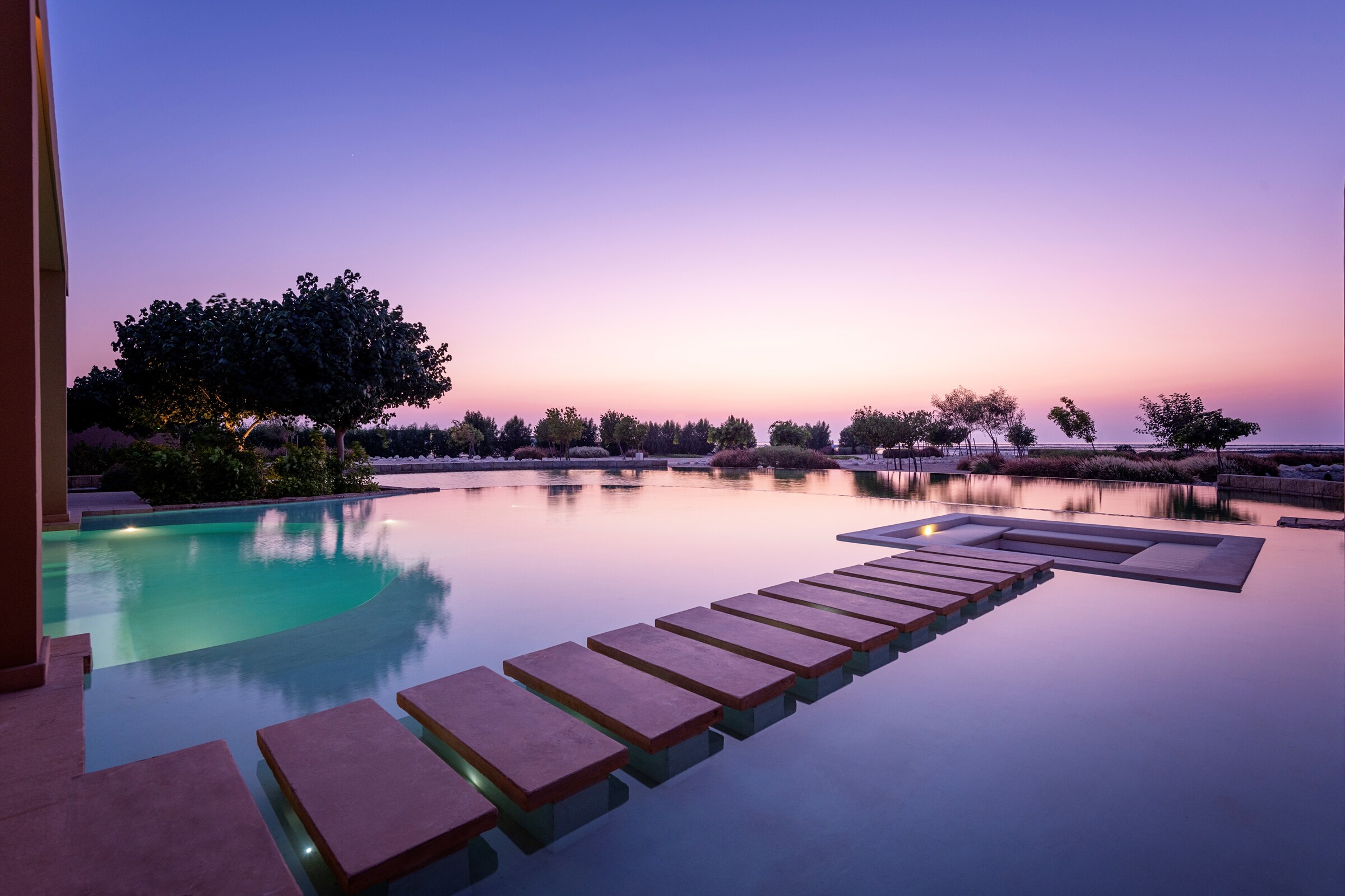 Zulal Wellness Resort la apusul soarelui
