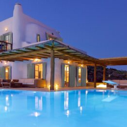 A Rare Escape in Mykonos: Tourlos Retreat